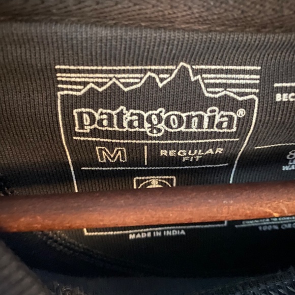 PATAGONIA- P-6 Label Organic Crew Sweatshirt - Picture 3 of 3